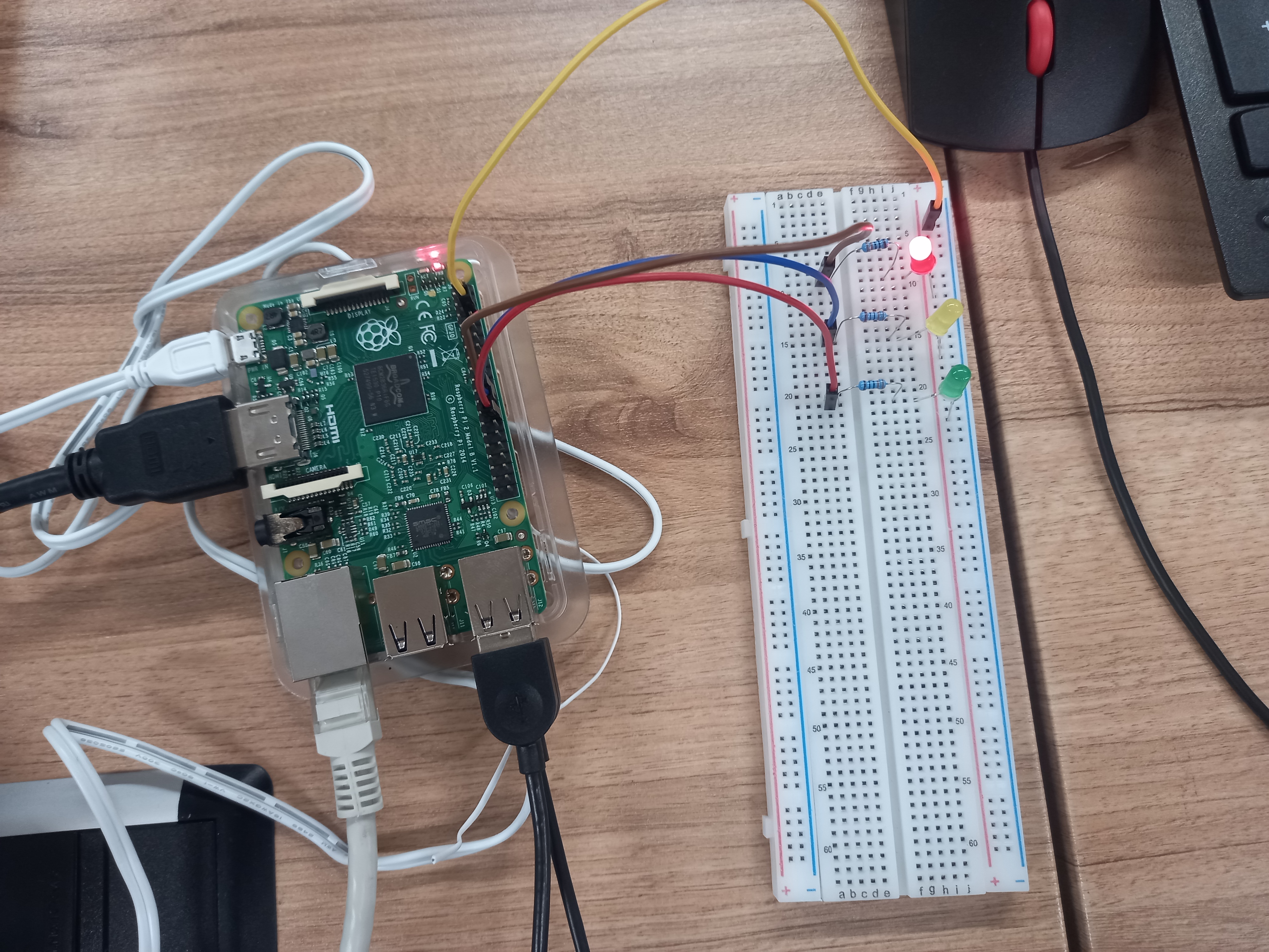 Raspberry Pi Logo